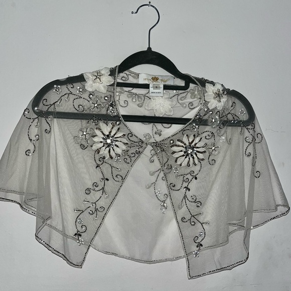 BHLDN Floral Embroidered Sheer Cape - Picture 3 of 7
